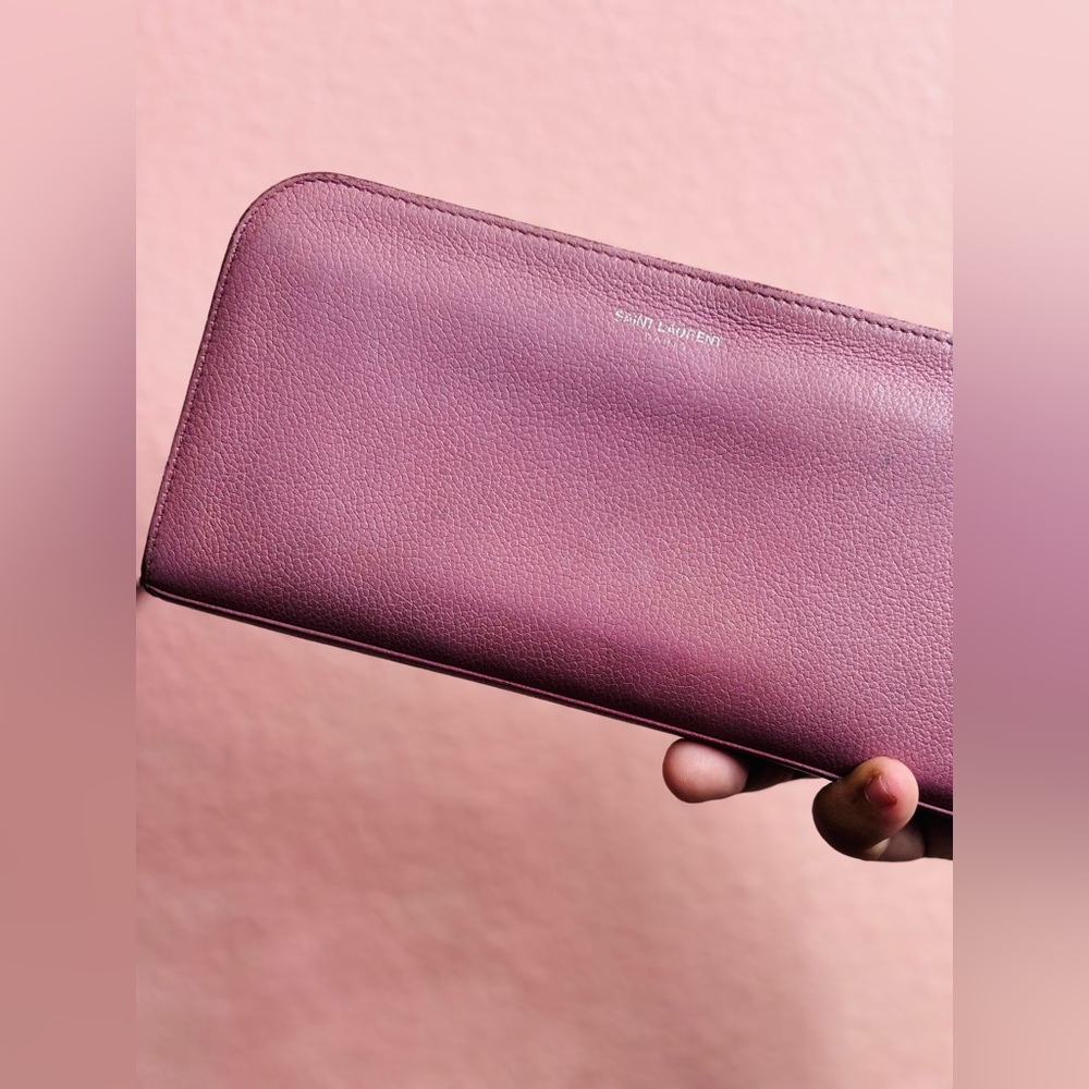 Authentic Saint Laurent Zippy Wallet